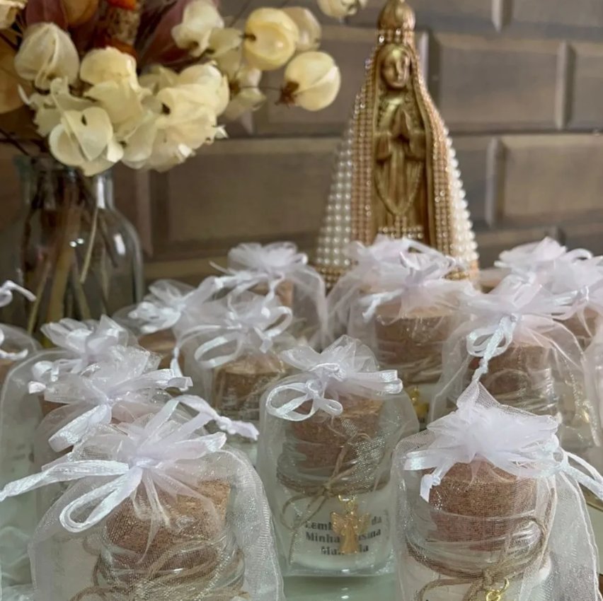 Lembrancinhas religiosas artesanais para batizado e casamento